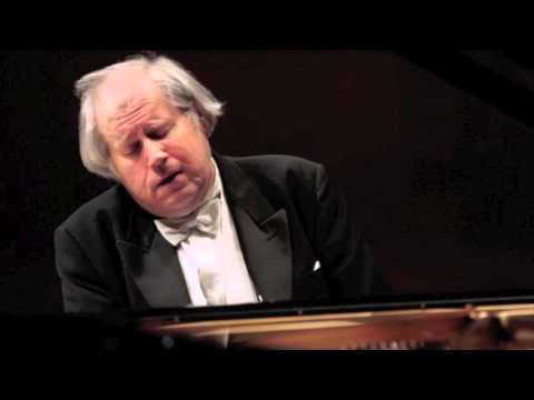 Grigory Sokolov plays Chopin Prelude No. 20 in C minor op. 28