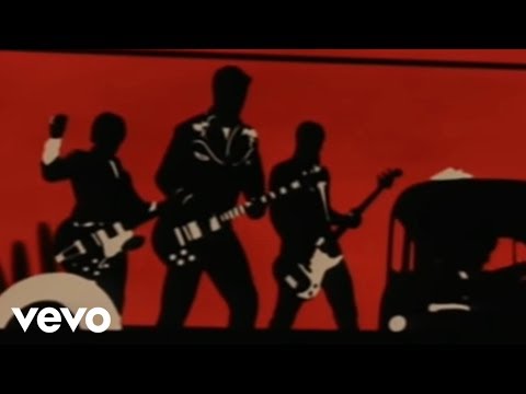 Queens Of The Stone Age - Go With The Flow (Official Music Video)