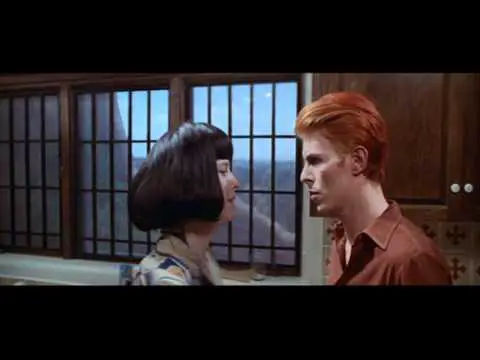 THE MAN WHO FELL TO EARTH - Trailer