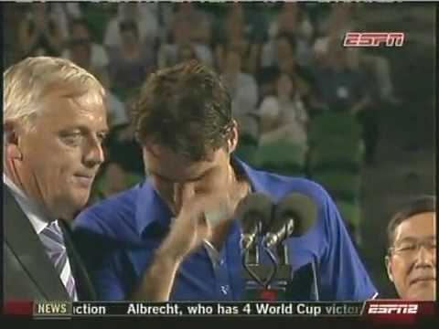 Federer crying during 2009 AO