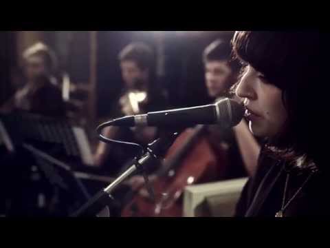 Daughter - &quot;Youth&quot; (Live @ Air Studios)