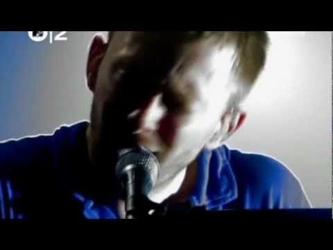 Radiohead - Everything In Its Right Place, Live Paris 2001