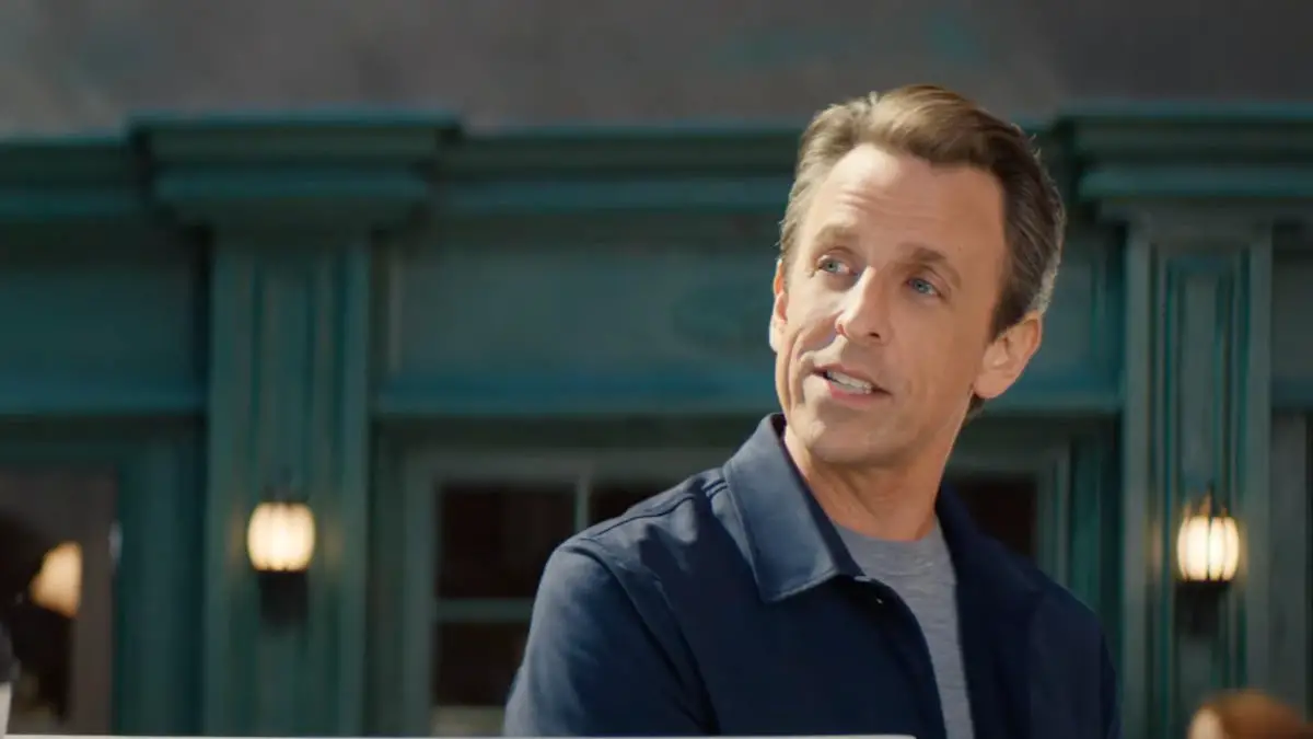 Seth Meyers joins Cecily Strong in the Verizon commercial Auralcrave